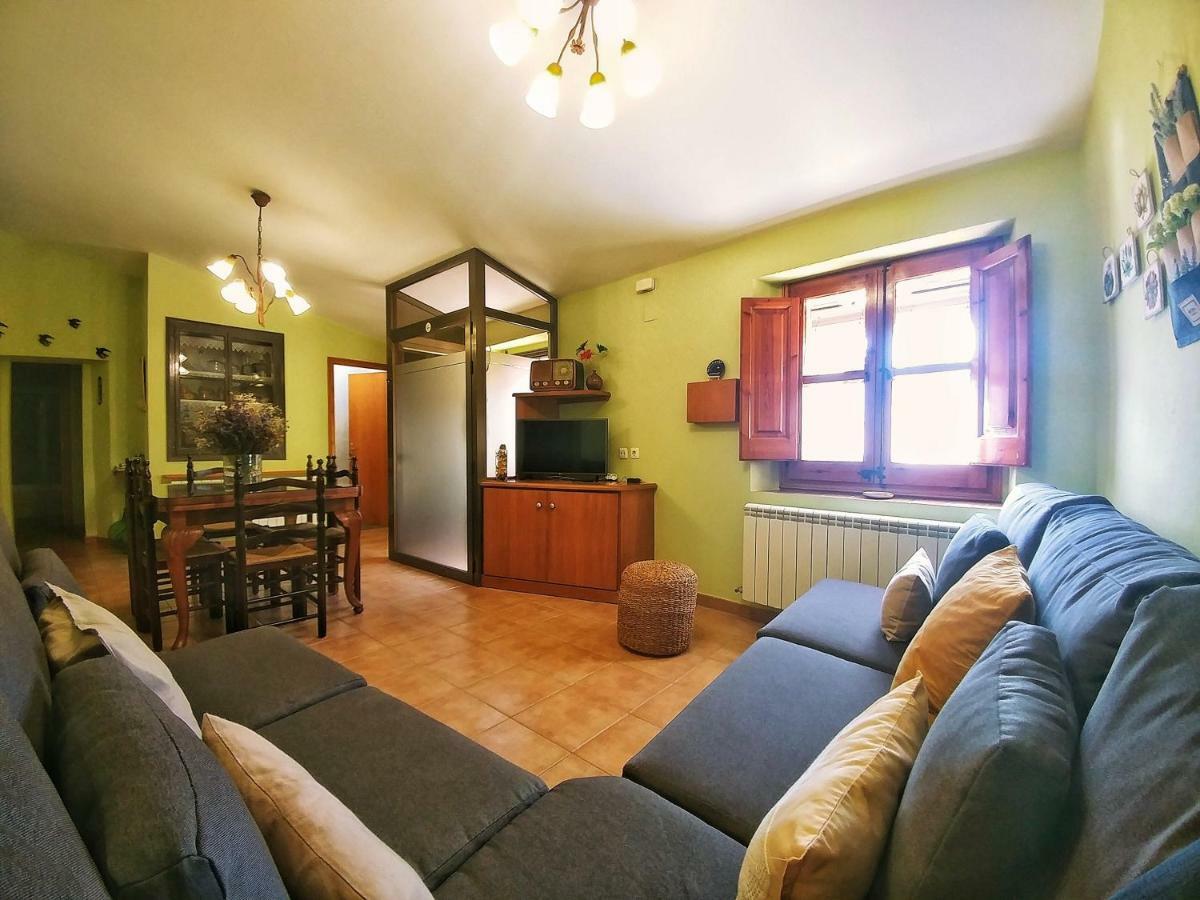 Cal Xaiet Guest House Llampaies Eksteriør bilde